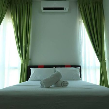 Promo Private Luxurious Nilai Vacation Home Eksteriør billede