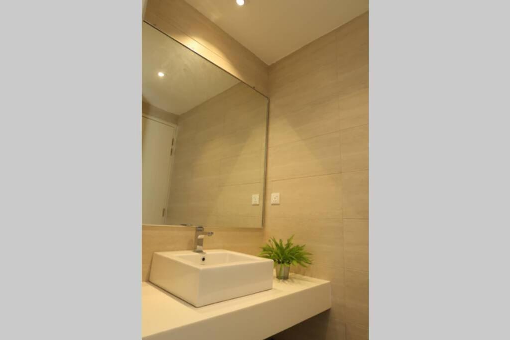 Promo Private Luxurious Nilai Vacation Home Eksteriør billede