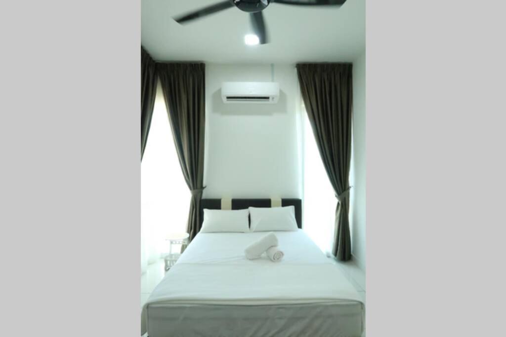 Promo Private Luxurious Nilai Vacation Home Eksteriør billede