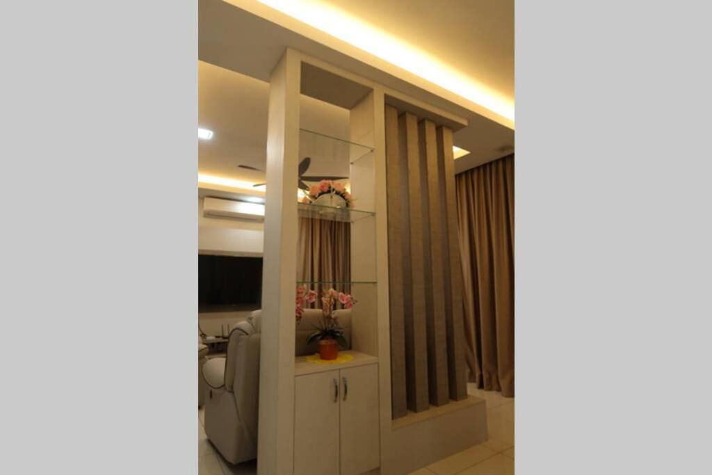 Promo Private Luxurious Nilai Vacation Home Eksteriør billede