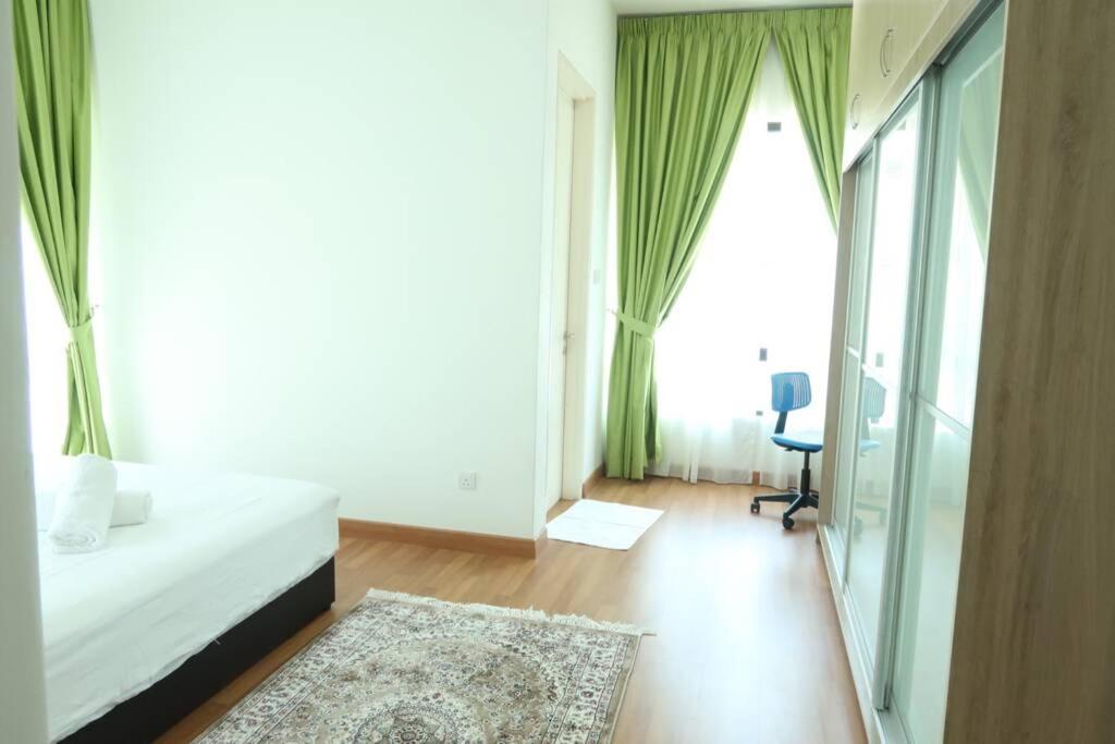 Promo Private Luxurious Nilai Vacation Home Eksteriør billede